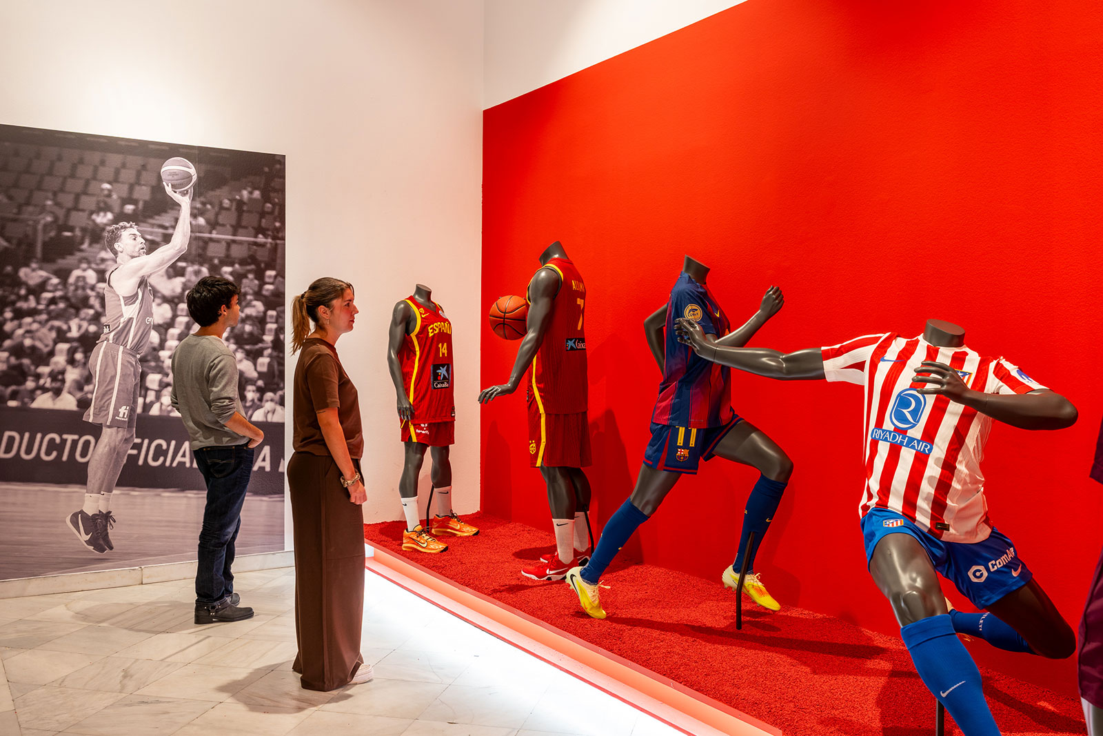 La Exposición. NIKE. Diseño en movimiento